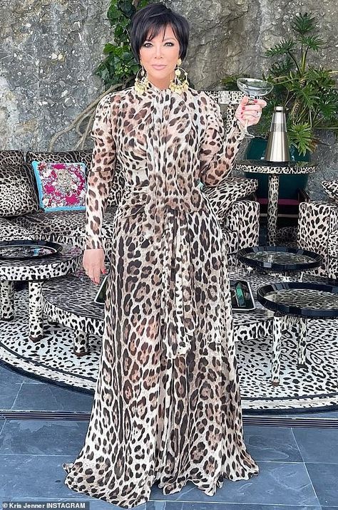 Kris Jenner was a youthful mother of the bride in a glamorous new Instagram album she posted from Italy on Friday - ahead of her daughter Kourtney Kardashian's rumored wedding in Portofino. Kim Kardashian Style Dress, Kris Jenner Style, Kardashian Wedding, Kendall Jenner Video, Estilo Kardashian, Instagram Album, Famous Moms, Leopard Print Outfits, Chic Maxi Dresses