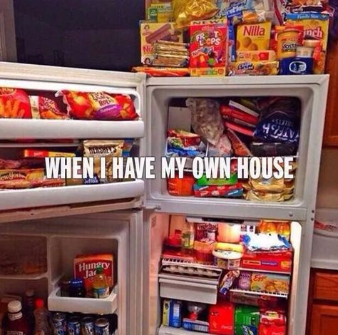 OMG!!  Yassssssssssss My Own House, Snack Shack, Lots Of Food, Sleepover Food, Junk Food Snacks, Own House, Food Goals, High Protein Snacks, Foods To Avoid