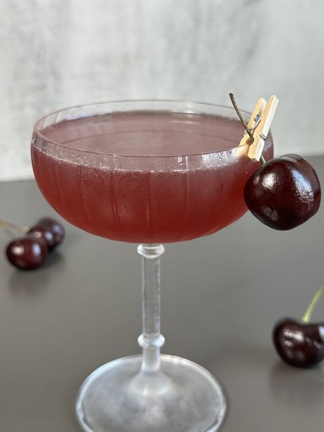 Italian Cherry Martini — Drinks with Danica Amaretto Cherries, Cherry Martini Recipe, Cherry Cocktails, Limoncello Martini, Amaretto Drinks, Elderflower Martini, Cherry Margarita, Italian Cherries, Martini Recipes Vodka