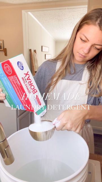 Julie Anne - Homemaker🪴 on Instagram: "HOMEMADE LAUNDRY DETERGENT 🧺 - full version of this video is posted to YouTube - 🎉 1 5 Gallon bucket 1 Fels-Naptha laundry bar 1 heaping cup Washing Soda 1 heaping cup Borax Grate the laundry bar and melt in 4 cups of water. While the laundry bar is melting, fill your 5 gallon bucket half way up with hot water. Add washing soda and borax to the gallon bucket. Add melted mixture into the gallon bucket and fill the bucket the rest of the way up. SO EASY! T 5 Gallon Laundry Detergent, Diy Laundry Detergent 5 Gallon Bucket, Liquid Laundry Detergent Homemade 5 Gallon, Washing Soda Laundry Detergent, Fels Naptha Laundry Detergent, Homemade Washing Detergent, Fill The Bucket, Homemade Laundry Detergent Liquid, Laundry Bar