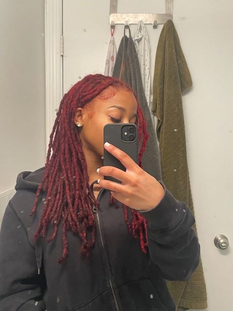 Alter Ego Day Spirit Week, Loc Long Hairstyles, Aesthetic Locs Hairstyles, Different Types Of Locs Black Women, Small Medium Locs, Loc Colors Black Women, Red Locs Black Women, Formal Loc Styles, Half Dyed Locs