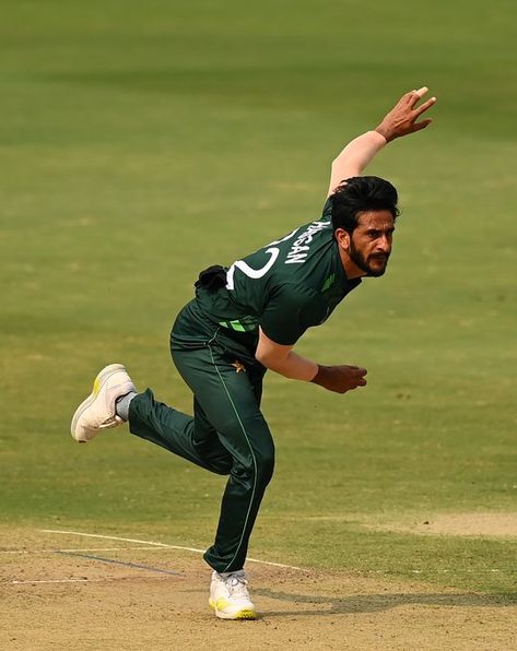 Back-to-back wickets! 🎯 Hassan Ali comes back to take the key scalps of Kusal Mendis and Charith Asalanka ☝️ #PAKvSL | #DattKePakistani | #WeHaveWeWill Kusal Mendis, Hassan Ali, Tv Sport, Key, Tv, Sports, Quick Saves