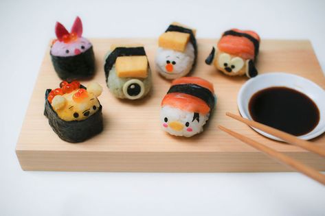 Bento Monsters, Bento Sushi, Sushi Ideas, Kotak Bento, Dessert Sushi, Japanese Food Art, Kawaii Bento, Cute Bento, Sushi Art