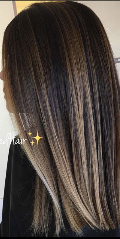 Balayage Straight Hair, Black Hair Balayage, Highlights For Brunettes, Summer Hair Highlights, Hair Growing Tips, Tips Hair, Brunette Hair With Highlights, Color For Brunettes, Hair Color For Brunettes