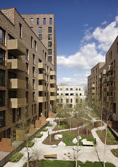 ST ANDREWS BLOCK B | Maccreanor Lavington Courtyard Apartments, Social Housing Architecture, Urban Courtyards, Linear Park, Urban Housing, Urban Landscape Design, Courtyard Design, Apartment Buildings, Apartment Architecture