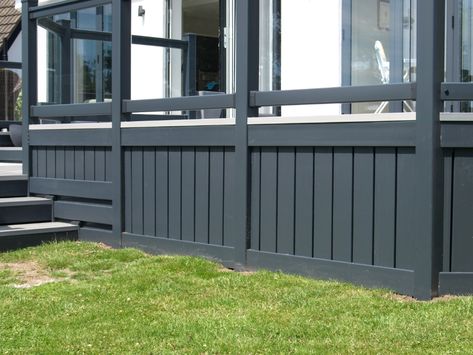 27 Exceptional Deck Skirting Ideas for You to Inspire Porch Underpinning, Deck Skirting Ideas, Lattice Deck, Skirting Ideas, House Skirting, Mobile Home Skirting, High Deck, Deck Skirting, Under Deck