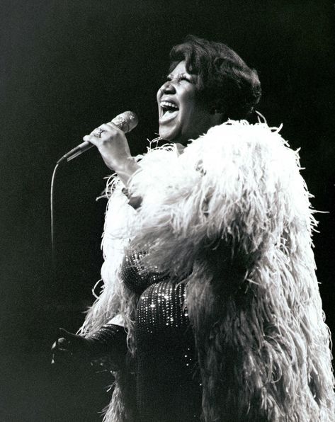 Ted White, Divas Pop, Legendary Singers, Soul Singers, Sheet Music Book, We Will Rock You, Special Pictures, Women In Music, Aretha Franklin