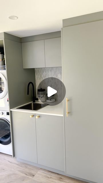 Jess & Kris Nunn | Home building tips on Instagram: "Here’s 10 ways to make a small laundry practical. 👖👚🧦🧹Install a pull-out mixer to make filling buckets easier and a 35-litre trough so you can get even more bench space. Increase the depth of the cupboards to 800mm to get even more bench space. It also helps conceal the washer and dryer and creates more storage for bigger items like the washing basket and mop bucket. Add a broom section with adjustable shelving and a power point for charging the stick vac. Add overhead cupboards for keeping chemicals away from little hands and a compact foldable clothes rail for drying clothes in winter.
#laundrytips #laundrydesign #smalllaundryideas" Mop Bucket Storage Ideas, Drying Cupboard, Laundry Cupboard, Mop Storage, Broom Storage, Laundry Basket Storage, Mop Bucket, Laundry Design, Home Building Tips