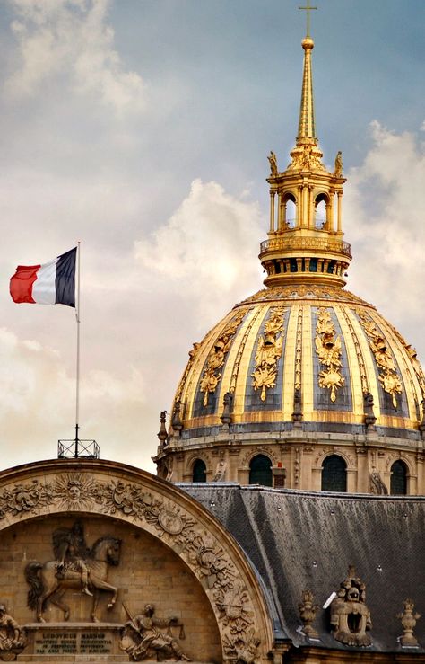 Hotel des Invalides, Paris, France France Monuments, France Historical Places, French History Aesthetic, Paris In The Summer, Paris In The Fall, France Culture, Beautiful Paris, French History, European Architecture