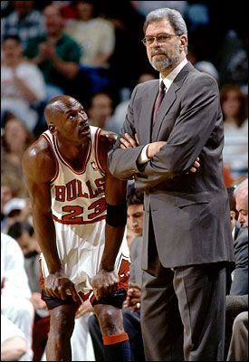 Jordan Bulls, Phil Jackson, Basketball Highlights, Michael Jordan Basketball, Sport Nutrition, Basketball Funny, Portland Trail Blazers, Chicago Sports, Nba Legends