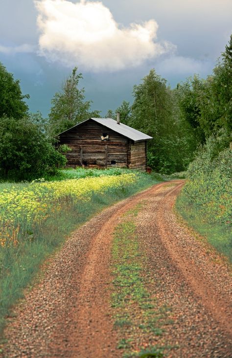 A rainy day road in the county (no location given, but photographer has other photos from Finland) by Ilpo Laurila Beautiful Paintings Of Nature, Country Romance, Barn Dance, Road Photography, Country Roads Take Me Home, Winding Road, Back Road, Nature Art Painting, Best Photo