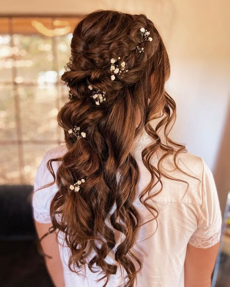 Bride Braid With Veil, Princess Hair Wedding, Sister Of Bride Hairstyles, Bridal Hair With Braids And Curls, Disney Wedding Hairstyles, Wedding Hairstyles For Brown Hair, Bride Hairstyles Braid, Braid With Veil, Bridal Hair With Braids