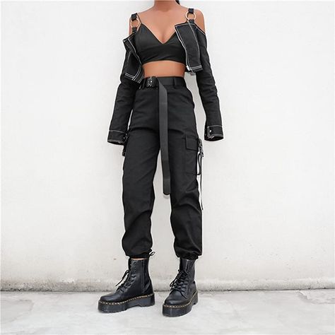 Gang Style, Summer Club Outfits, 2020 Clothes, Black Mood, High Waisted Cargo Pants, Alt Clothing, Gothic Pants, Rave Babe, Khaki Cargo Pants