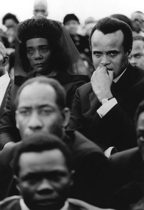 Flip Schulke Photography » Harry Belafonte with Coretta Scott King at the burial sight June Ambrose, Old Hollywood Fashion, Coretta Scott King, Harry Belafonte, Mlk Jr, African Diaspora, Hollywood Fashion, Martin Luther King Jr, African Culture