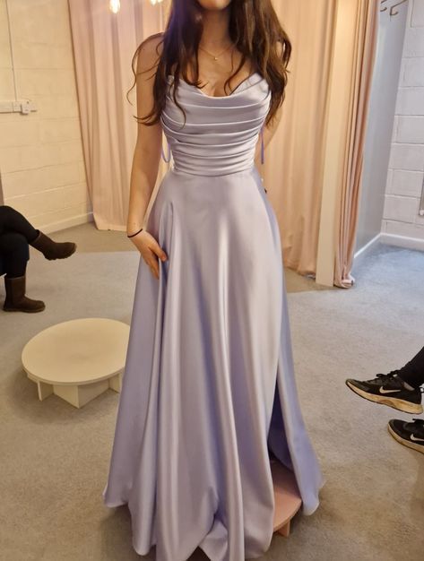 15 Birthday Dresses Simple, Purple Silk Dress Prom, Pastel Purple Dress Prom, Enchanted Evening Theme Dress, Purple Simple Prom Dress, Long Dama Dresses For Quince, Baby Purple Prom Dress, Grade 7 Farewell Dresses Long, Lila Prom Dress