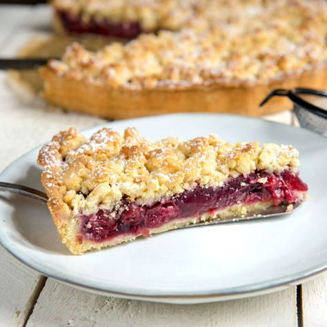 Cherry Cobbler Recipe, Crumble Cake, Cobbler Recipes, Easy Cookie Recipes, Easy Cake Recipes, Food Cakes, Easy Cookies, Sweets Desserts, Easy Cake