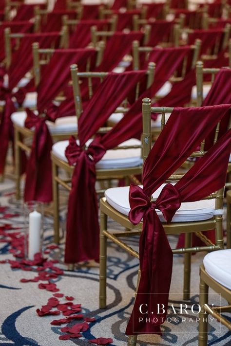 Chair Wrapping Ideas, Chivari Chair Decor Wedding, Chair Sash Ideas Wedding, Wedding Chair Cover Ideas, Chiavari Chairs Decor, Green Wedding Decorations, Chivari Chairs, Courtyard Wedding, Red And White Weddings