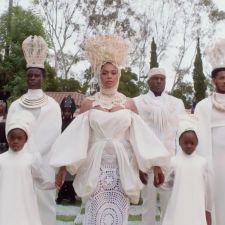 Log Reference, African Magic, Black Is King, Queen Beyonce, Native Fashion, Queen Bee Beyonce, Black Royalty, Beyoncé Giselle Knowles-carter, Beyoncé Giselle Knowles