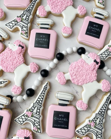 Paris themed pink and black birthday party cookies 🐩 💕 As a kid I was obsessed with the Mary Kate and Ashley movie “Passport to Paris” and… | Instagram Paris Theme Cookies Birthday, Emily In Paris Themed Birthday Party, Parisian Style Birthday Party, Paris Birthday Theme Kids, Emily In Paris Birthday Theme, Paris First Birthday Party, Emily In Paris Party Theme, Emily In Paris Birthday, Paris Kids Party