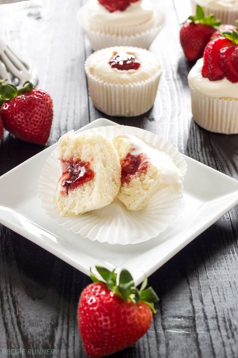 Angel Food Cake Cupcakes, Recipe Runner, Cupcakes Strawberry, Angel Food Cupcakes, Food Cupcakes, Fun Cupcake Recipes, Fairy Cakes, Strawberry Filling, Cupcakes Recipe