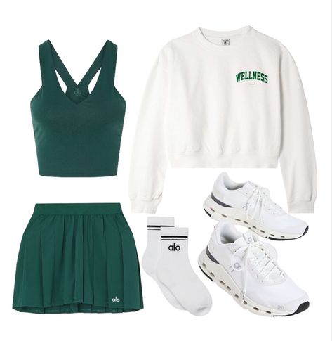 Green Sporty Outfits, Tennis Set Outfit, Skirt Workout Outfit, Tenis Outfits Sport Women, 90s Exercise Outfit, Exercise Skirt Outfit, Tennis Outfit Women Casual, Tennis Practice Outfit, Tenis Outfits Sport