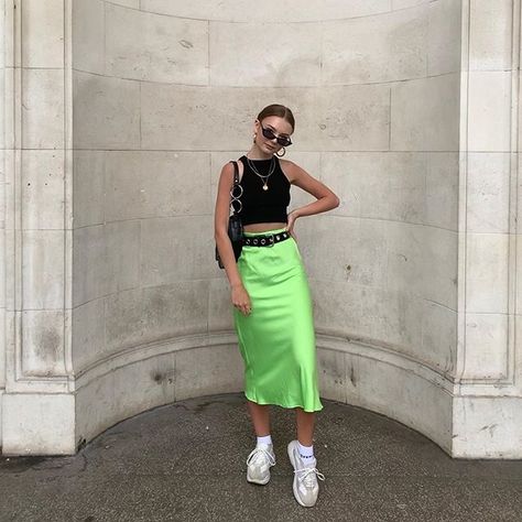 neon satin skrit outfit #streetstyle Slip Dress Outfit Aesthetic, Slip Dress Outfit Night, Nyc Spring Outfits, Lime Green Skirt, Long Satin Skirt, Slip Dress Outfit, Handkerchief Top, Color Combos Outfit, Long Skirt Outfits