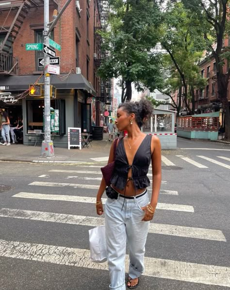 Cuba Outfit, Casual Edgy Outfits, New York Instagram, September Fashion, Nyc Fits, New York Summer, Nyc Summer, Summer Holiday Outfits, Instagram Time