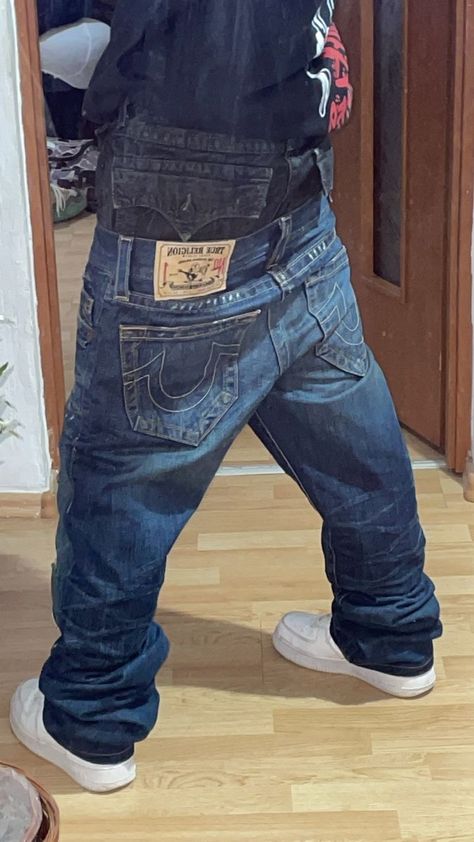 True Religion Jeans Outfit, True Religion Outfits, Evisu Jeans, Jean Fits, Rocawear Jeans, Blue For Men, Sagging Pants, Vintage Wash Jeans, Fashion 2000s