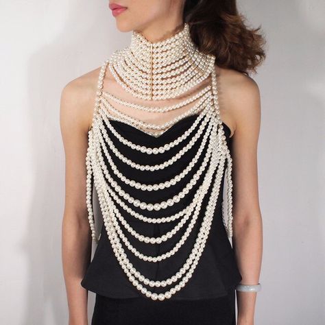 Collar Necklace Outfit, Body Shein, Pearl Body Chain, Jóias Body Chains, Elegant Pearl Jewelry, Shoulder Necklace, Pearl Collar, Necklace Chain Types, Necklace Outfit