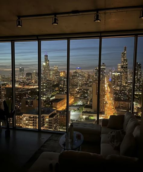 Nyc High Rise Apartment, New York Living Room, Appartement New York, Penthouse Aesthetic, New York Living, Toronto Apartment, Penthouse View, Aesthetic New York, Nyc Penthouse