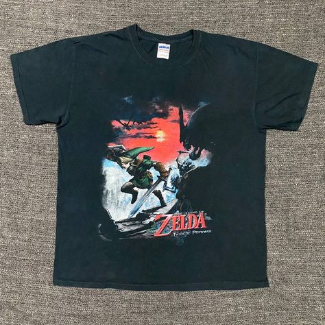 Vintage VINTAGE 00S ZELDA NINTENDO GAME T-SHIRT | Grailed Zelda Shirt, Gaming Tees, Vintage Video, Vintage Video Games, Retro Video, Fall 24, Nintendo Game, Gaming Shirt, Men's Tops