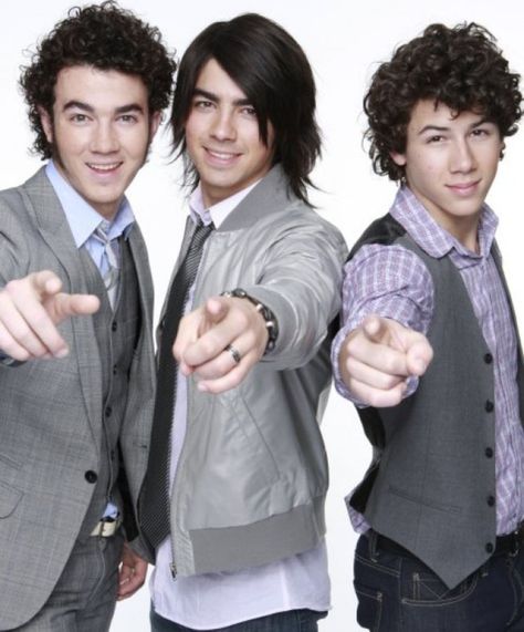 Camp Rock Jonas Brothers, Jonas Brothers 2000s, Birthday Y2k, 2000s Posters, Jonas Brother, Camp Rock, Childhood Tv Shows, 2000s Style, Tv Schedule