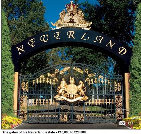 ♔  MICHAEL JACKSON ESTATE GATE Michael Jackson House, Neverland Ranch, Terra Do Nunca, Michael Jackson Neverland, Joseph Jackson, King Of Pop, Paris Jackson, King Of Music, Jackson Family