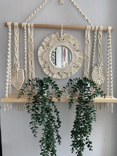 Hello Looking for elegant ways to display home decor or your favourite plant in your home or office?? This Macrame Wall Hanging Shelf does just that for you! Use this Handmade Macrame Wooden Shelf to place your precious home decorative items or books or anything else you want to store or display in your living room, bedroom, bathroom or your home office.This can also be a great interesting idea for housewarming gifts, valentine's day gifts, housewarming gifts. Large: width 24 x 24 Length inches Macrame Bathroom, Modern Macrame Patterns, Living Room Macrame, Macrame Room Decor, Macrame Frame, Macrame Wall Hanging Shelf, Shelf Macrame, Macrame Products, Macrame Hanging Shelf