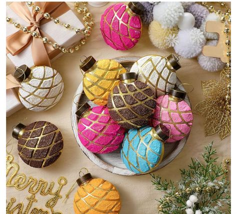 Bread Ornaments, Mexican Sweet Bread, Mexican Christmas Decorations, Mexico Christmas, Mexican Sweet Breads, Old World Christmas Ornaments, Mexican Christmas, Xmas Tree Decorations, Old World Christmas