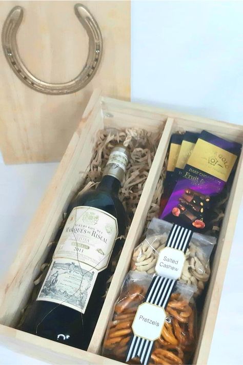 Wine Gift Box Ideas, Personalized Wine Box, Wine Gift Box, Liquor Gifts, Wine Christmas Gifts, Wine Gift Boxes, Wine Bottle Gift, Wine Store, Wine Gift