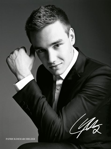 liam payne black and white | LIAM PAYNE Liam Payne Photoshoot, Liam Payne One Direction, Photoshoot Black And White, Black And White Photoshoot, White Photoshoot, One Direction Zayn Malik, Edie Campbell, Patrick Demarchelier, Liam James