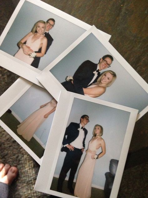 Prom Polaroid Pictures, Cute Prom Ideas, Prom Polaroid, Neutral Maxi Dress, Prom Photo Ideas, Couples Prom Pictures, Funny People Falling, Couples Prom, Peach Prom Dresses