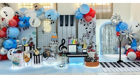 Baby First Birthday Cake, Music Themed Parties, Music Birthday, 11th Birthday, Stage Set, First Birthday Cakes, Baby First Birthday, Reveal Parties, Gender Reveal Party