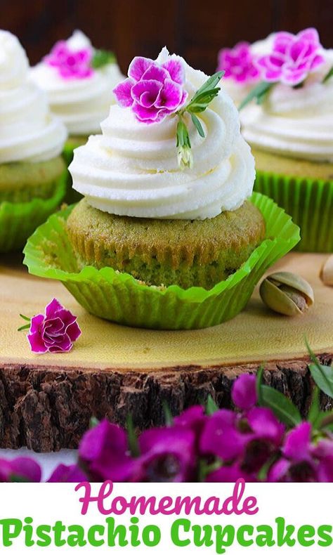 Pistachio Bundt Cake, Frosting Decorating, Easy Vanilla Frosting, Pistachio Cupcakes, Pastries Recipes, Cupcake Inspiration, Cake Cup, Easy Cupcake Recipes, Cupcakes Recipes