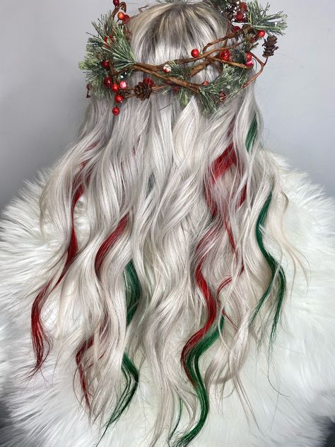 Blonde Hair With Red And Green, Red With Platinum Blonde, Platinum Blonde Hair With Vivid Color, Red And Platinum Hair, Blond And Red Split Hair, Blonde And Green Hair, Red And Green Hair Christmas, Blonde Goddess, Red And Green Christmas