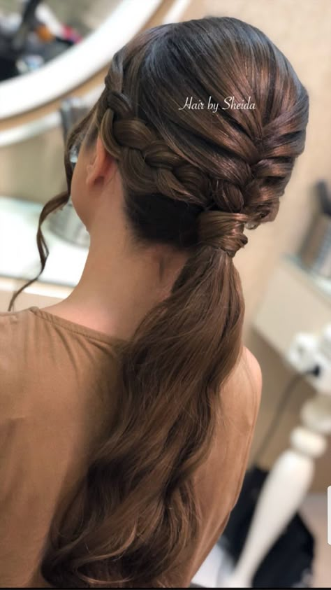 Dress Trends 2023, Chic Belt, Simple Prom Hair, Guest Hair, Hairstyle Idea, Peinados Fáciles Para Cabello Corto, Front Hair Styles, Hair Up Styles, Hair Color Ideas For Brunettes