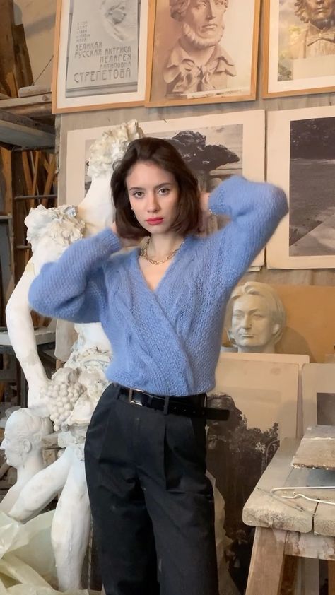 parisianvibe on Instagram: Get your blue cardigan(📸: @excess_only) muse: @sky_april Blue Cardigan Outfit, Sustainable Knitwear, Video Fashion, Womens Knitwear, Ladies Suit, Funky Outfits, Mohair Cardigan, 90s Aesthetic, Basic Fits