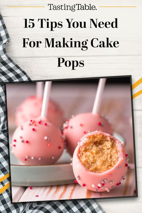 Cake Pop Icing, Making Cake Pops, Cake Pop Boxes, Candy Cane Dessert, Perfect Cake Pops, Cake Pop Recipe Easy, Diy Cake Pops, Cake Push Pops, Cake Pop Maker