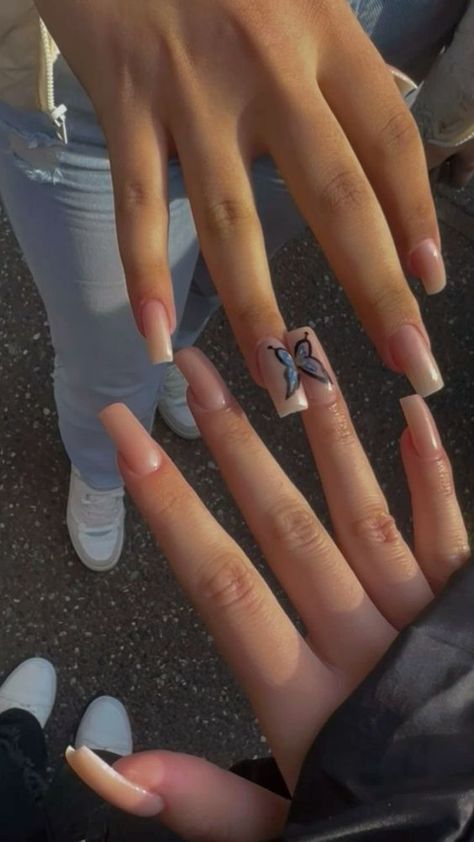 Matching Nails Butterfly, Matching Butterfly Nails With Best Friend, Matching Butterfly Nails, Nails Best Friends Art Ideas, Set Nails Bff, Matching Heart Nails With Best Friend, Matching Nails With Bsf, Uñas Matching Bff, Nails Matching With Bestie