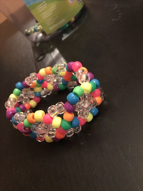 Double helix rave kandi Double Helix, Diy Kandi, Kandi Bracelets, Kandi Patterns, Beaded Bracelets, Pattern