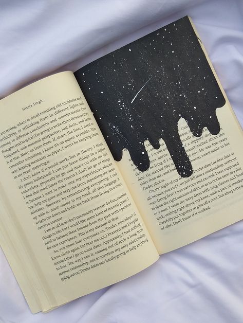 3rd one for the book painting series I am obsessed with these #acrylic #painting #book #nightsky Alter Book Ideas, Painting In Books Pages, Painting In Book, Book Pages Painting, Art Book Cover Ideas Creative, Drawings In Books, Painting On Books, Drawing In A Book, Book Painting Ideas