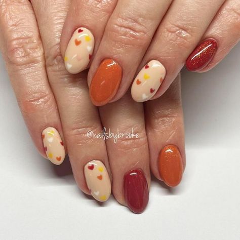 Scarecrow Nail Ideas, Autumnal Nails, Donut Candles, Turkey Nails, Thanksgiving Nail Designs, Thanksgiving Nail Art, Thanksgiving Nail, November Nails, Fall Manicure