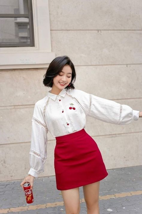 Korean Fashion Work, Fashion Top Outfits, Modest Dresses Casual, Casual Day Outfits, Quick Outfits, Classy Work Outfits, Fashionista Clothes, Korean Outfits, Casual Style Outfits