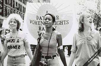 Feminists in 1970s, Women's Liberation Feminist Photos, Feminist Activism, Nyc Library, Feminist History, 1950s Women, Betty Ford, Womens Movement, Womens Liberation, Feminist Movement